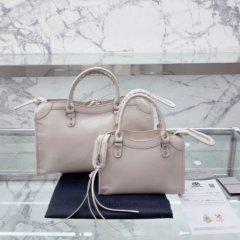 Classic City Handbag White