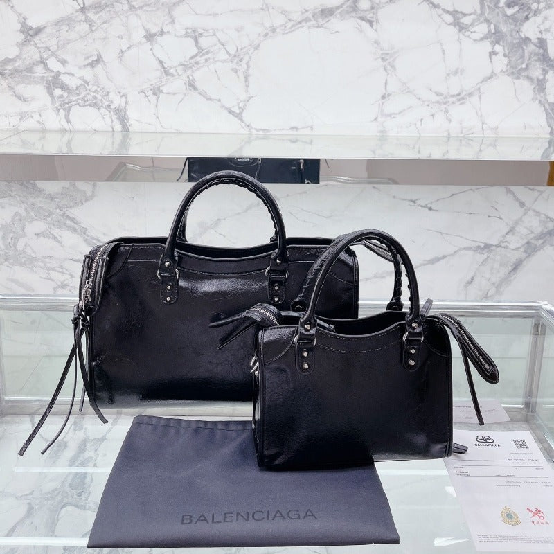 Classic City Handbag Black