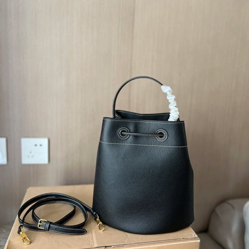 Bur title Bucket Bag Black