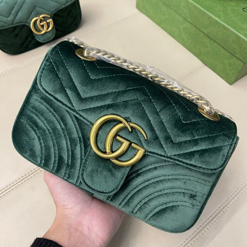 Marmont Shoulder Messenger Bag Green Velvet