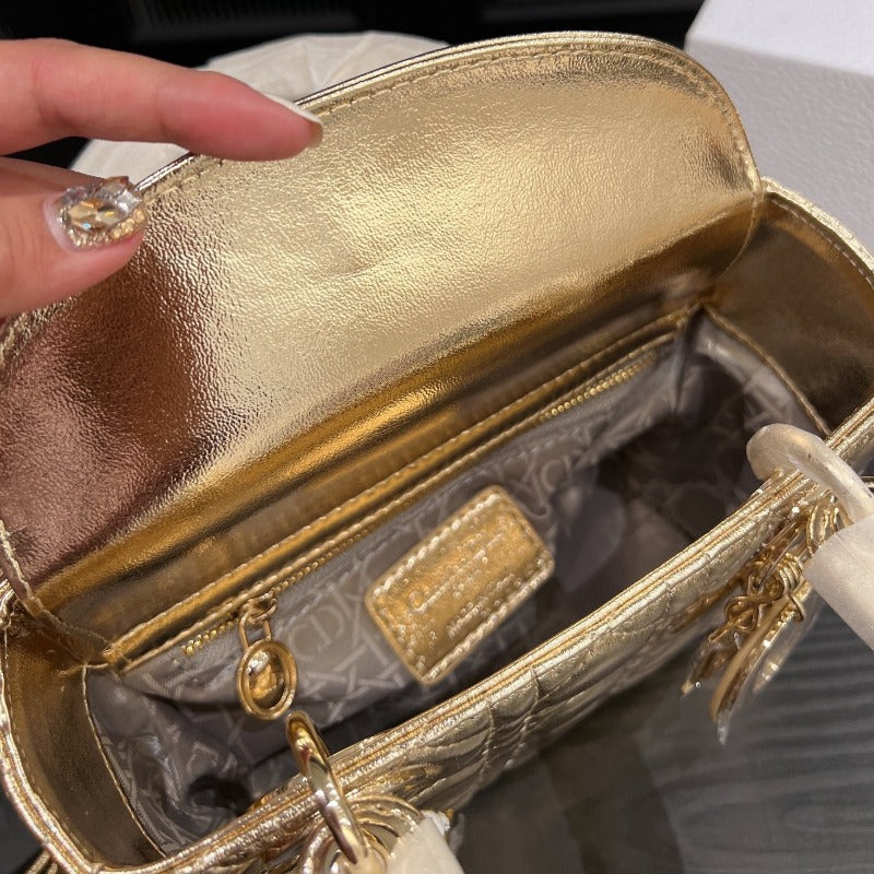 Lady Handbag Gold