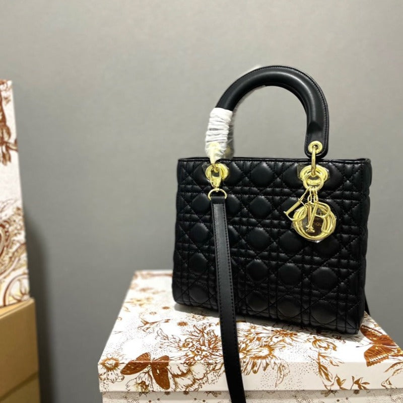 Lady Handbag Black/Gold Hardware