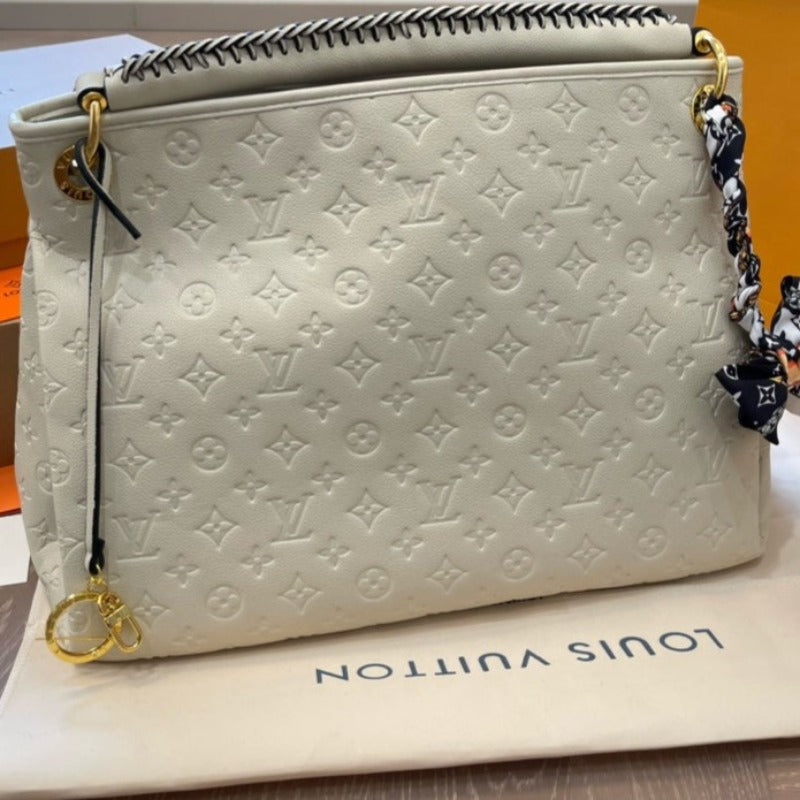 Artsy Monogram Bag Ivory