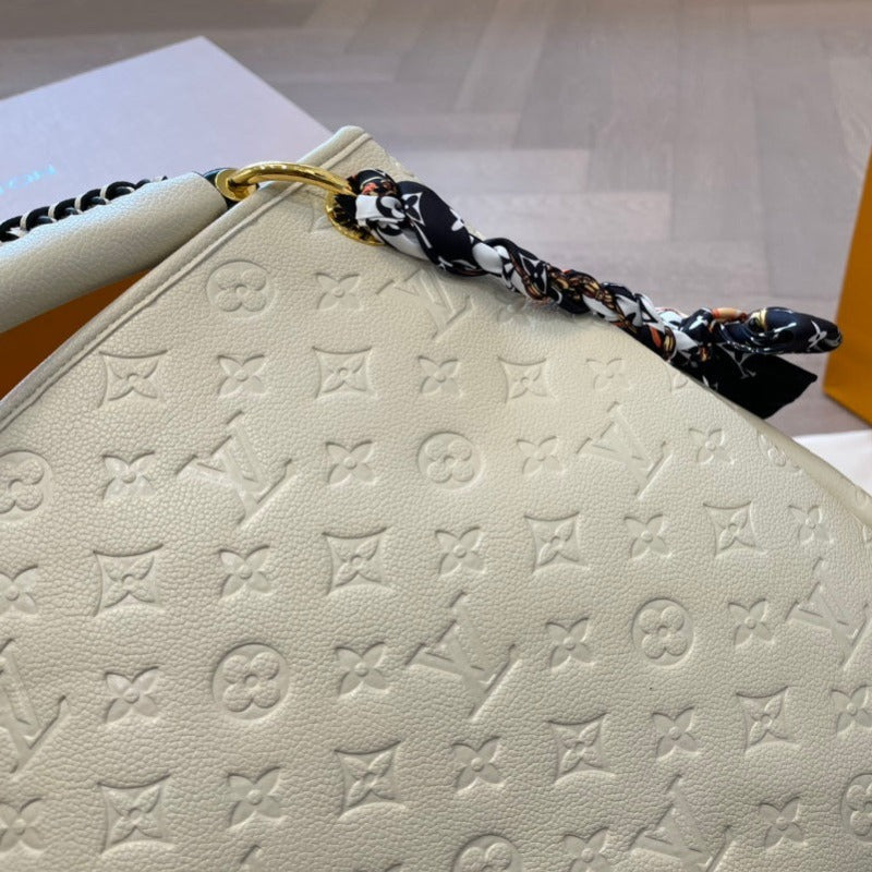 Artsy Monogram Bag Ivory