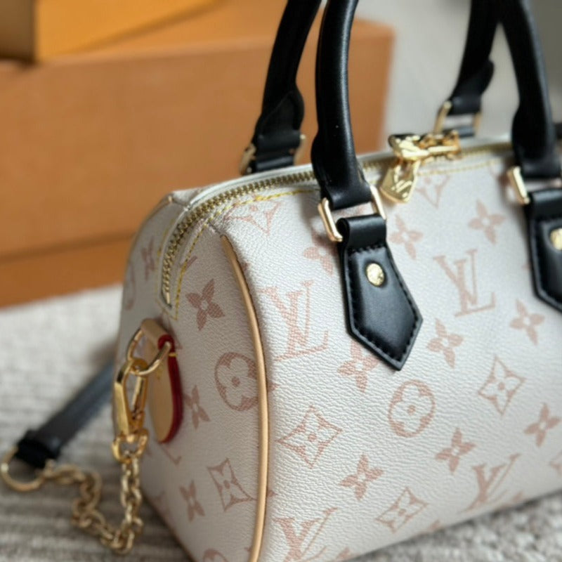 Speedy Monogram Bandouliere 20 White/Beige New