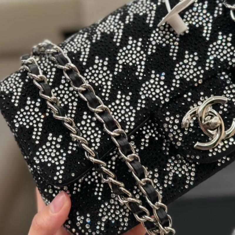 Small Flap Bag with rhinestones Black/White New