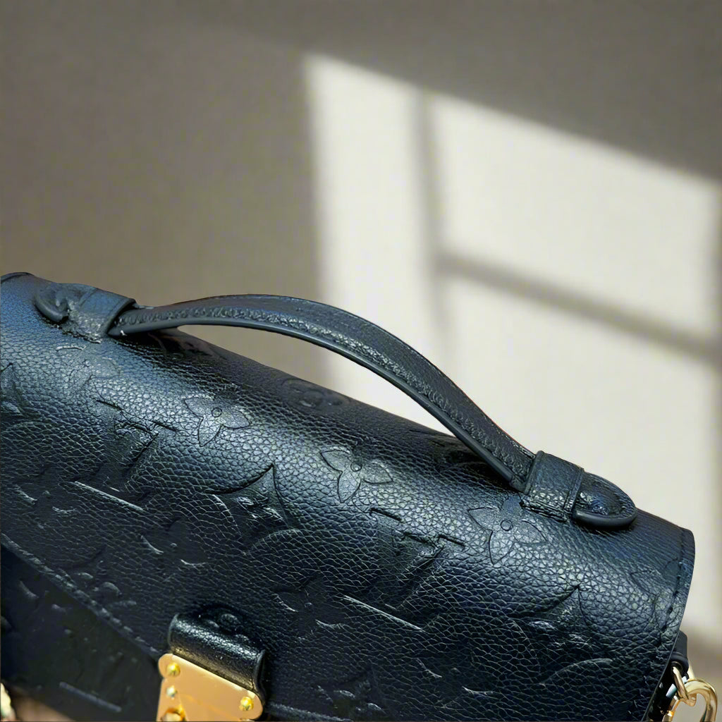 Pochette Metis East West Bag Black New